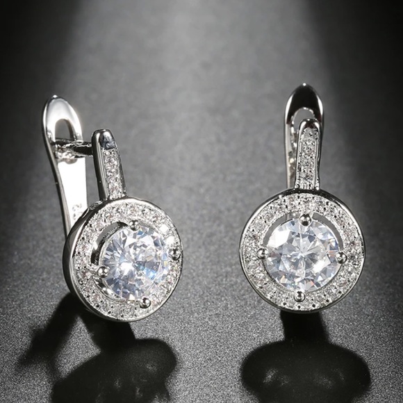 STERLING SILVER ROUND STUD EARRINGS - Picture 3 of 3